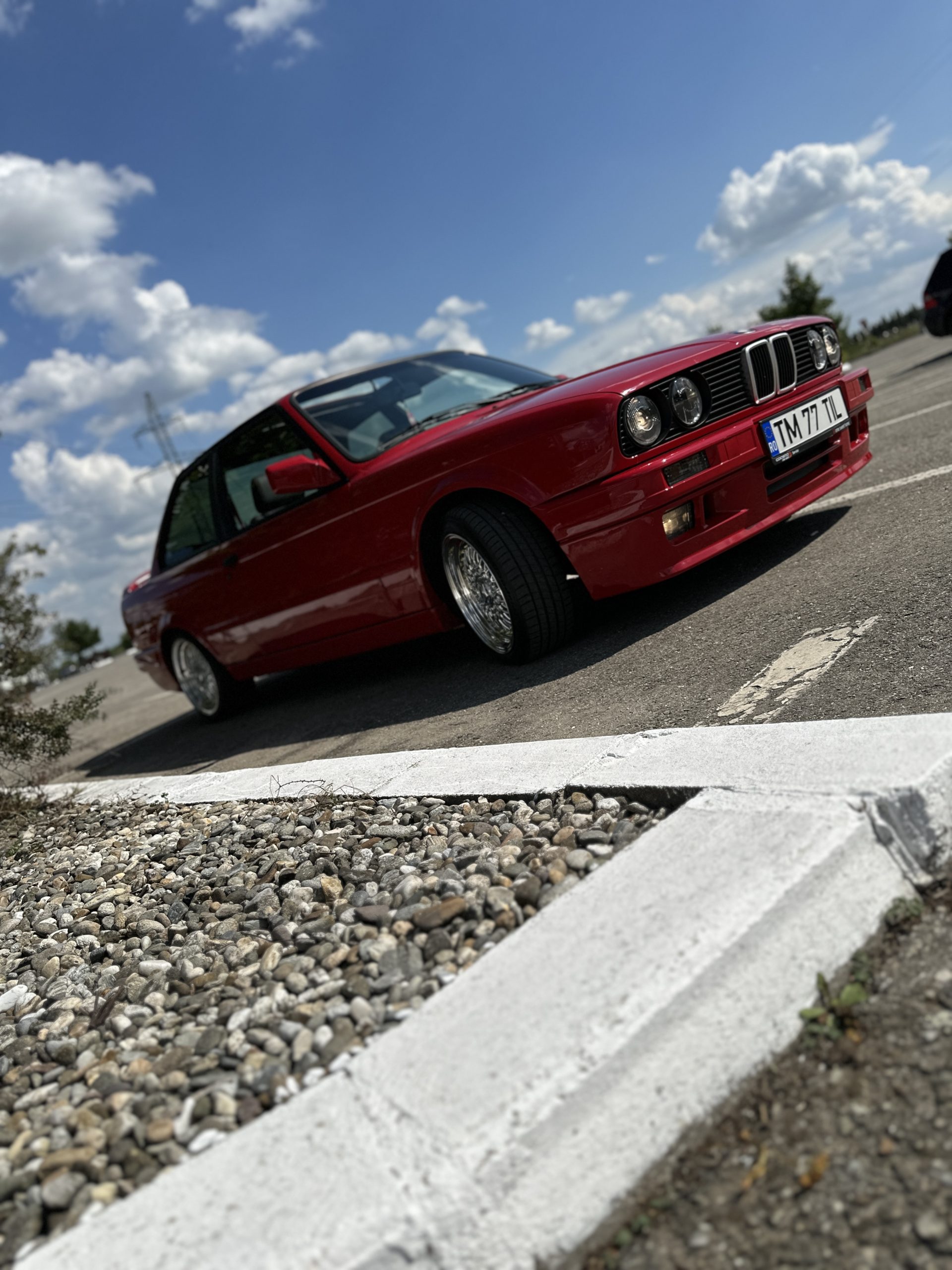 BMW E30 1988