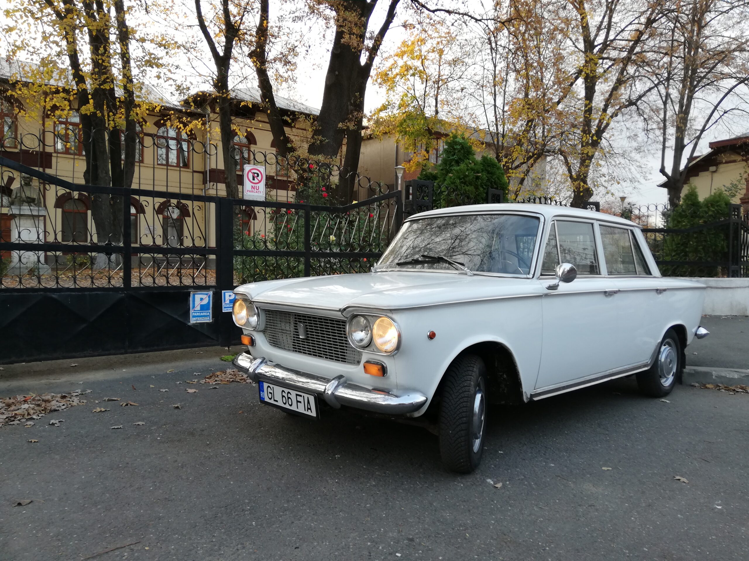 Vând Fiat 1300 an 1966